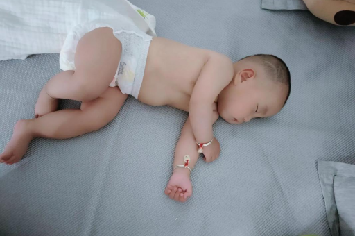 永新宝宝尿有泡沫怎么回事